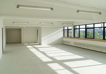 Lejemål med gode parkeringsmuligheder og elevator