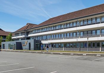 Domicil med utallige muligheder og god infrastruktur