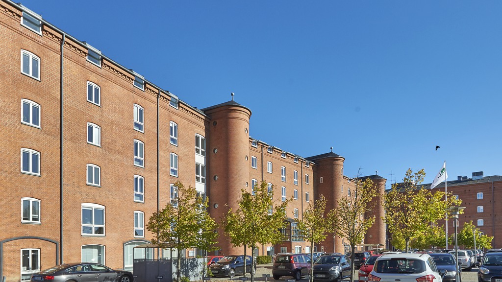 Kombineret kontor og let lager centralt i Roskilde